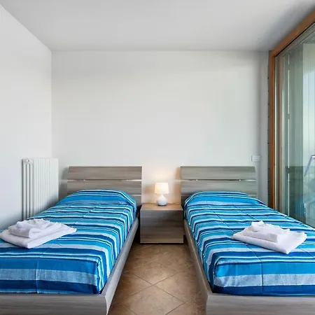 아파트 Vista 180 By Halldis *